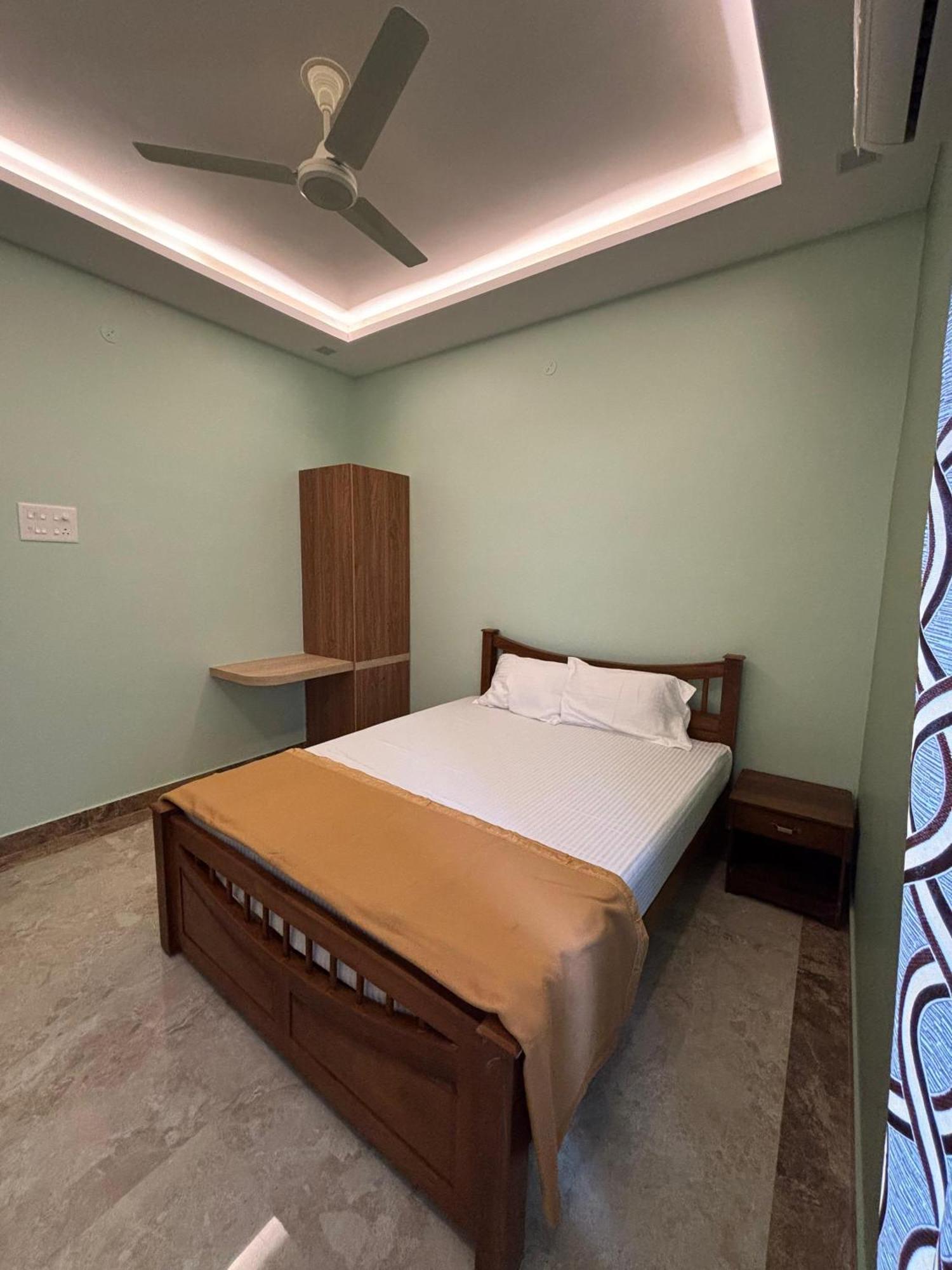 Srirangam Nandavanam Service Apartments Tiruchirappalli Exterior foto