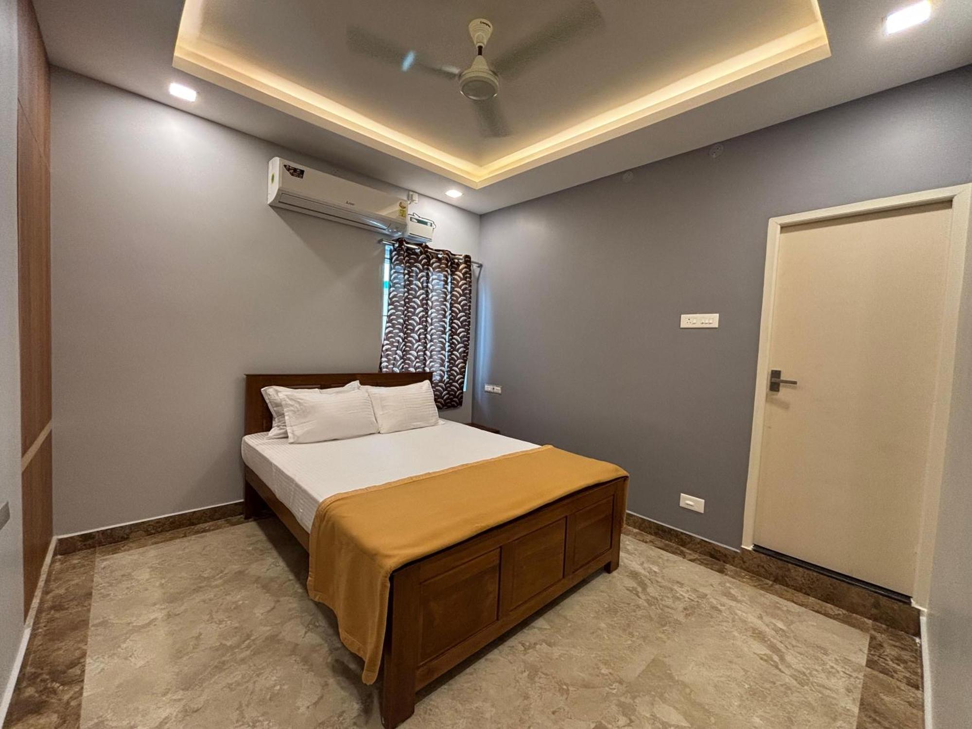 Srirangam Nandavanam Service Apartments Tiruchirappalli Exterior foto