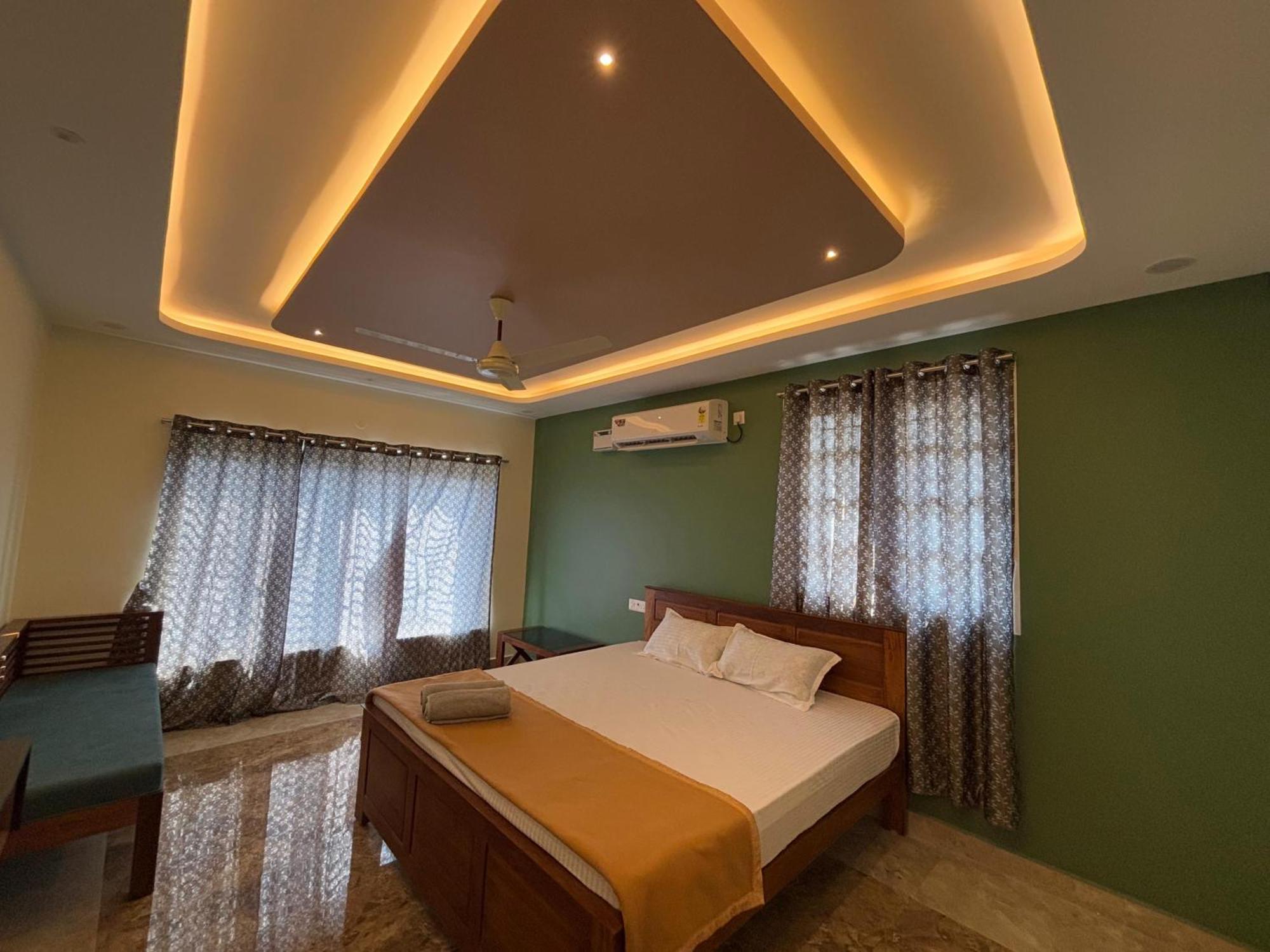 Srirangam Nandavanam Service Apartments Tiruchirappalli Exterior foto