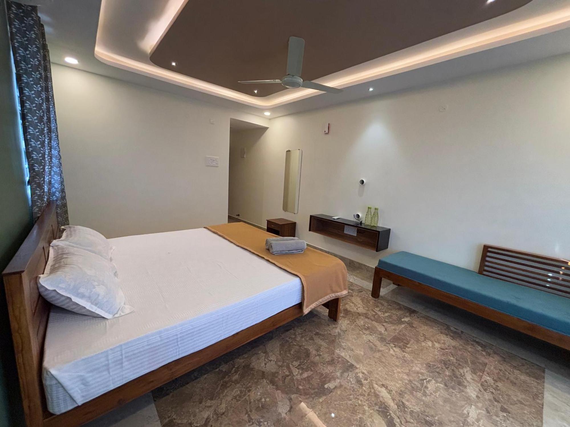 Srirangam Nandavanam Service Apartments Tiruchirappalli Exterior foto